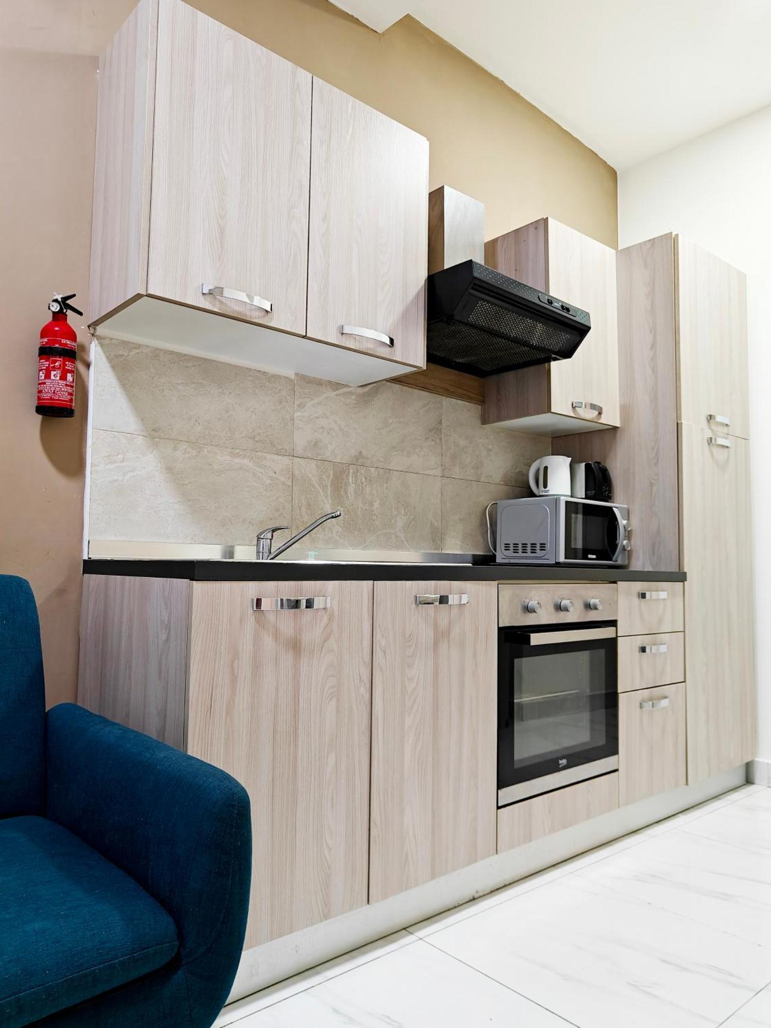 Happiness Apartment Qormi Exterior photo